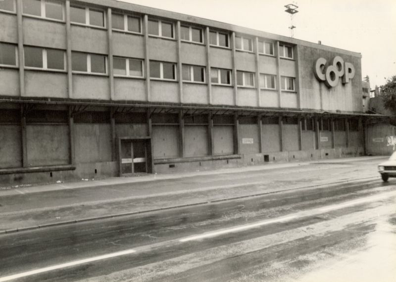 Fichier:Depot coop lothaire.jpg