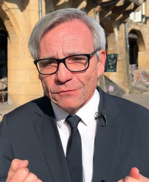 Fichier:Emmanuel lebeau.png